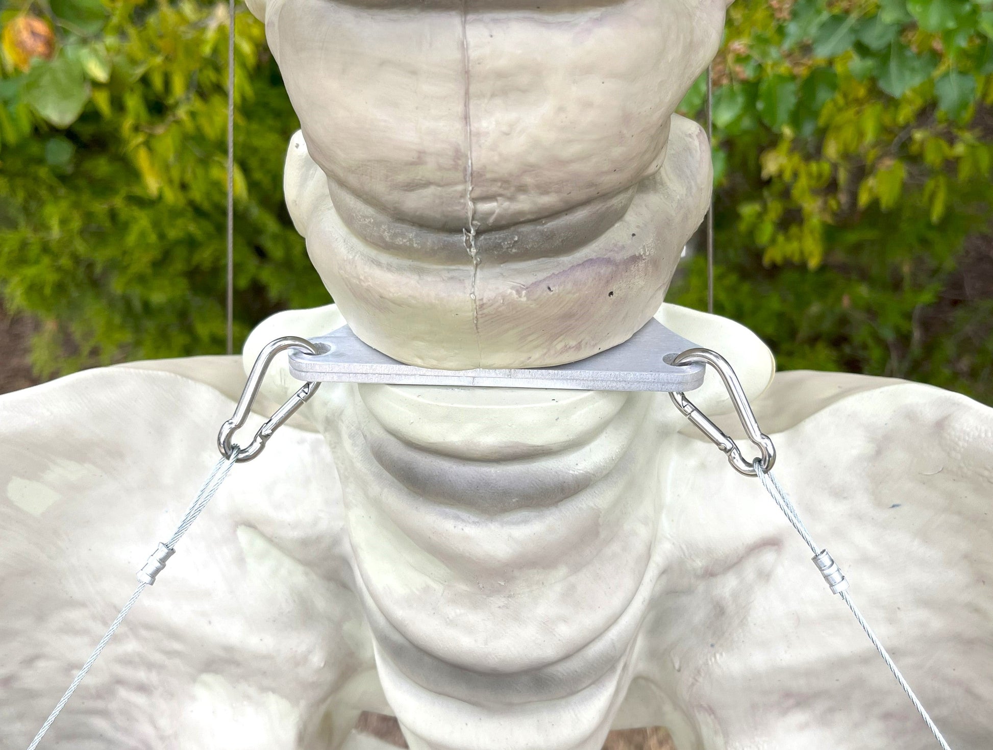 Skelly Kit WITH STRAIGHT STAKES - Brackets, Clips, Wire, and Heavy-Duty Straight Stakes